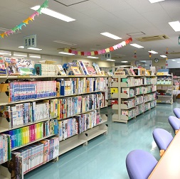 1F 図書室（画像2）